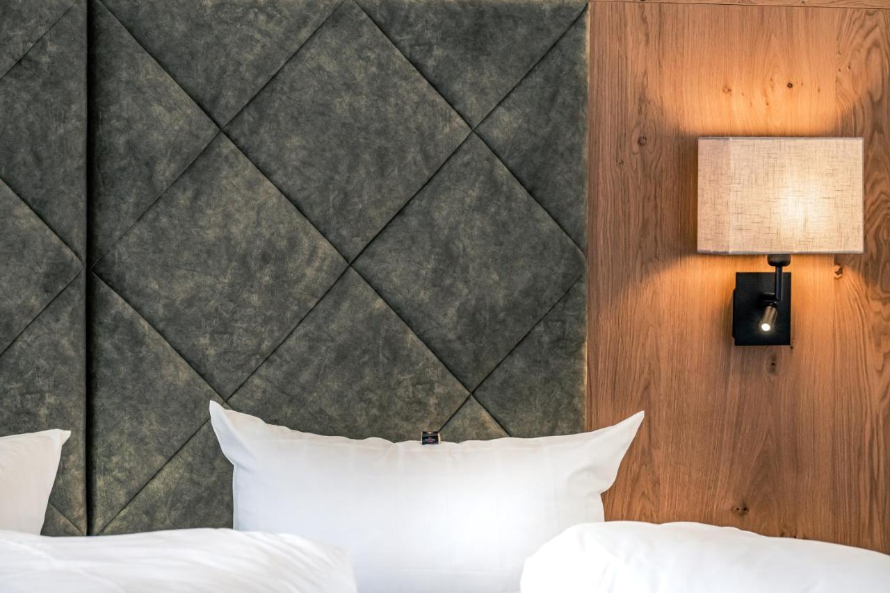 Hotel Foehrenhof Stanzach Dış mekan fotoğraf