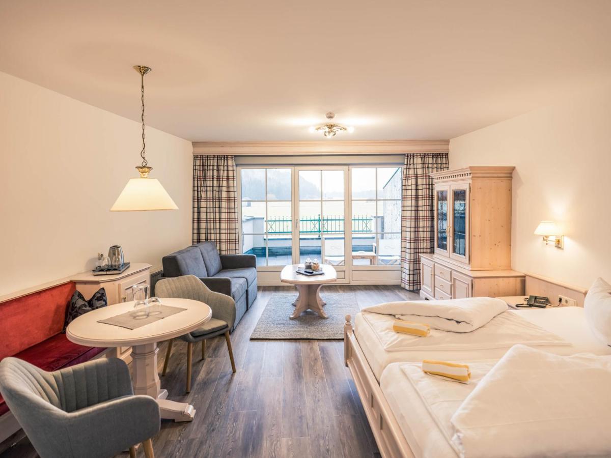 Hotel Foehrenhof Stanzach Dış mekan fotoğraf