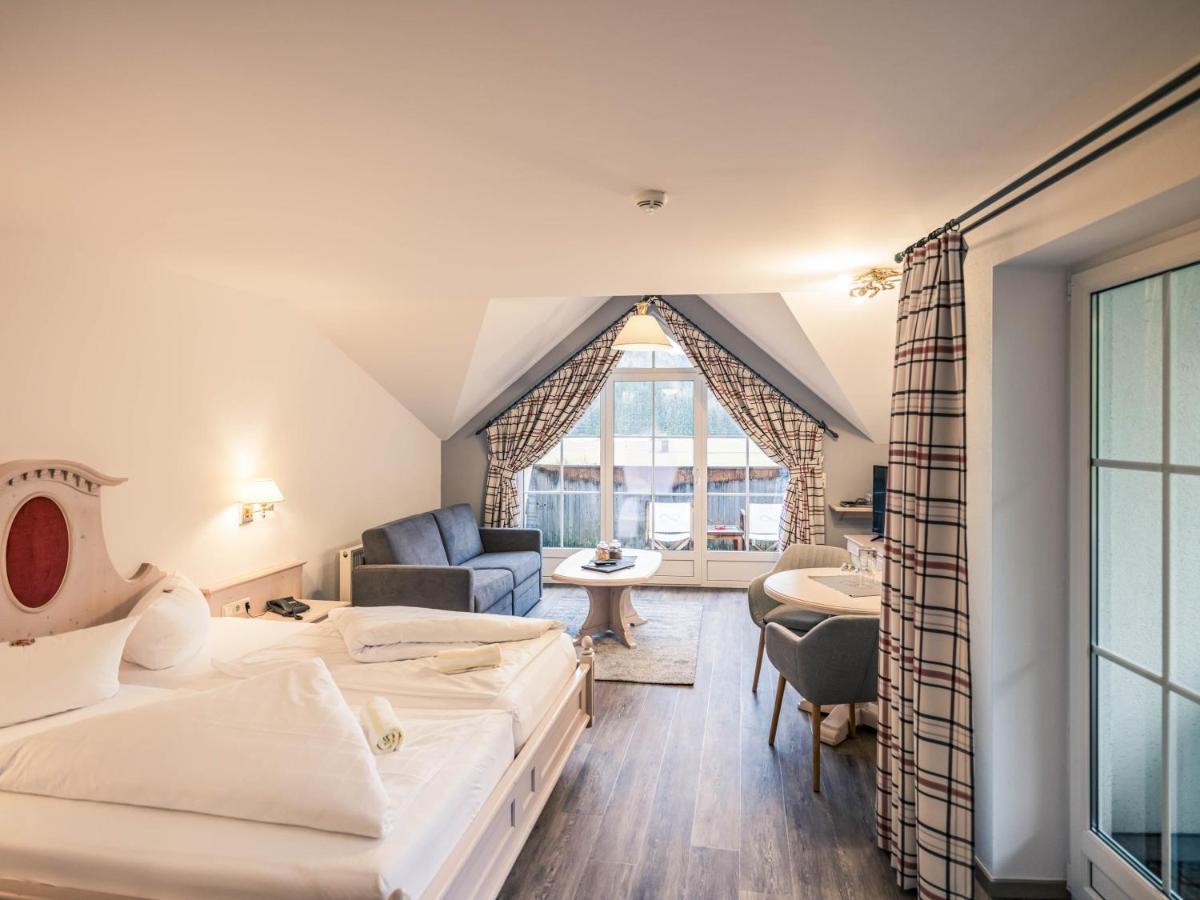 Hotel Foehrenhof Stanzach Dış mekan fotoğraf